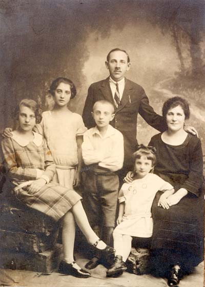 Hirsch Family - Sean, Rachela, Karol (Brother), Joseph (Grandfather), Malwina, Charlotte (Grandmother, Maternal)