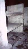 bunk in women's barrack--birkenau.jpg (61409 bytes)